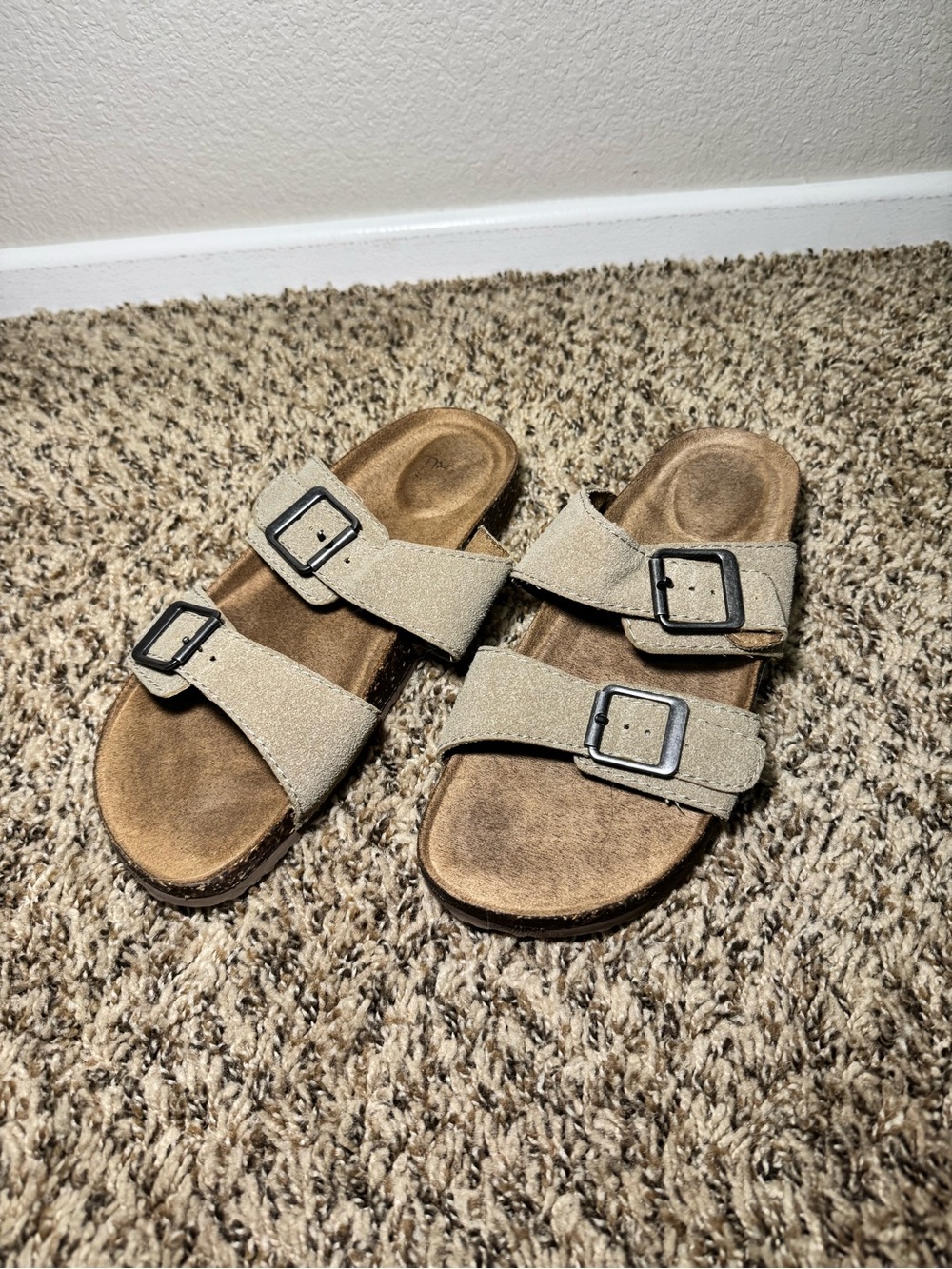 NWOT Women’s Adjustable Double-Buckle Sandals - Beige